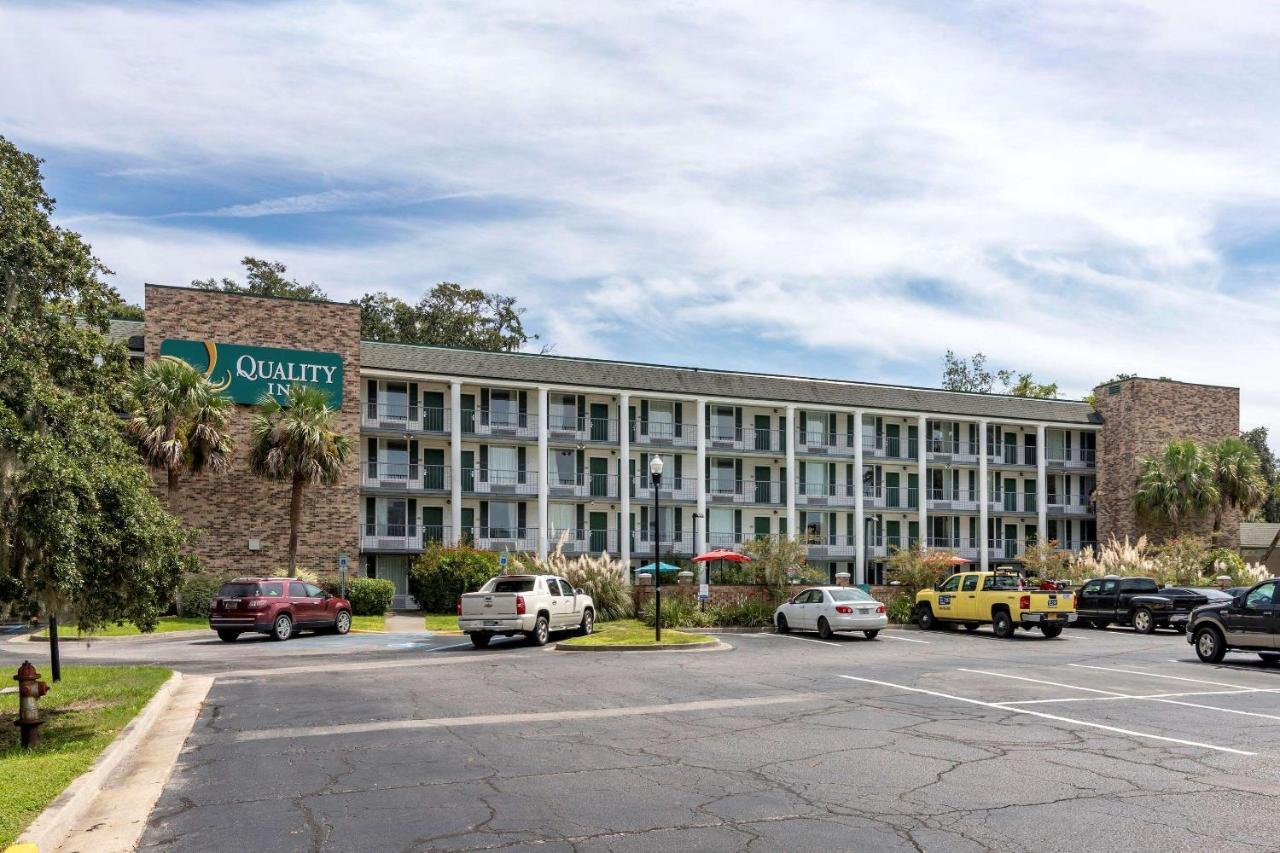 Quality Inn At Town Center Beaufort Exterior photo